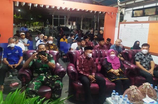 KPU Palu Nonton Bareng KPU Palu Gelar Nonton Bareng