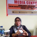 Ratna Dewi Petalolo Ratna Dewi Petalolo