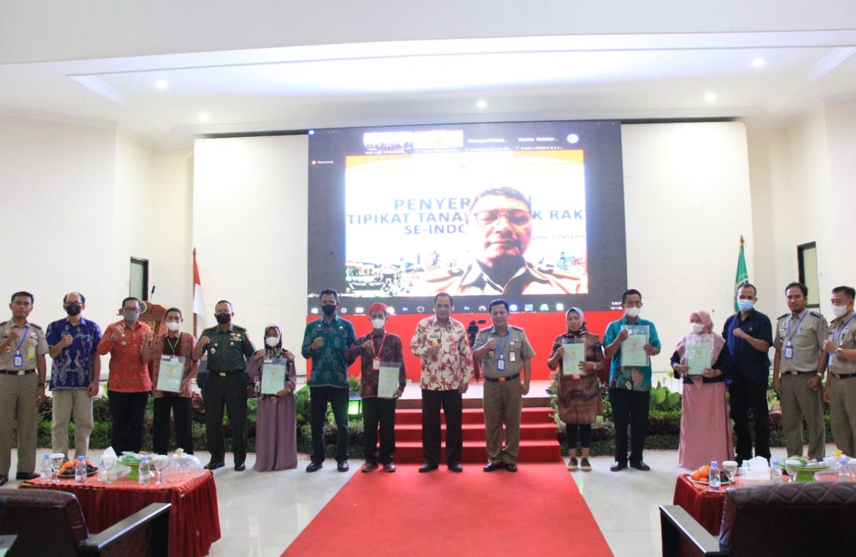 Sertifikat tanah2 Wagub Sulteng