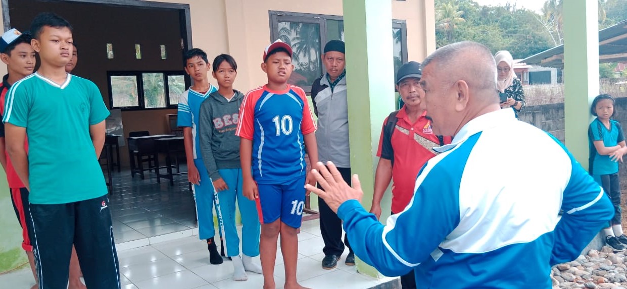 Samsurizal Tombolotutu