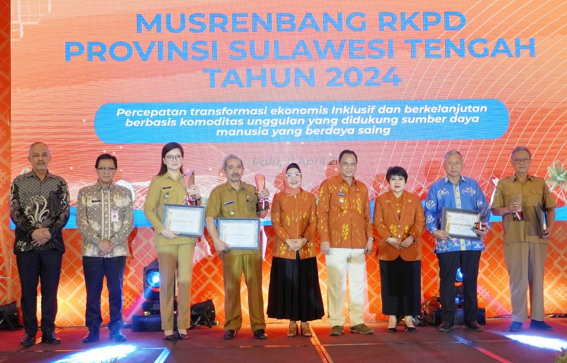 Ketua DPRD Sulteng
